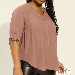 Torrid 6X Taupe flowy shirt , women’s Plus size 6 ( 6X)